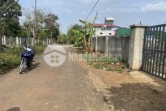 D25 bán đất hẻm song song đường chính y wuang