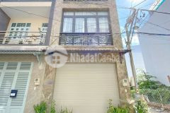 Nhà phố 2 lầu, sân thượng mặt tiền hẻm xe hơi trần xuân soạn q7