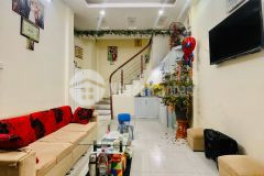 Bán nhà ngõ 592 trường chinh xây 4 tầng, mt4m, chỉ nhỉnh 2tỷ