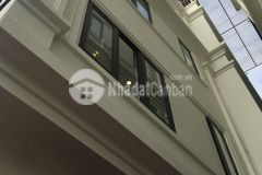 Nhà mới bát khối, long biên ôtô đỗ cửa diện tích 30mx4t nhỉnh 2 tỷ.