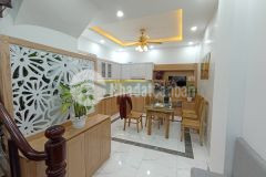 Vĩnh phúc tt ba đình 5 tầng 3pn ngõ thông 2,8tỷ có thương lượng