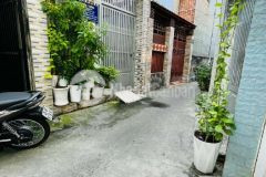 Bán nhà đẹp 148m2, 4 tầng, chỉ 5.1 tỷ, đường cmt8, q10.