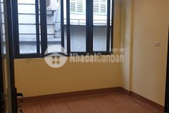 Bán nhà mới 32m2 cực gần mặt phố đào tấn chỉ 2.35 tỷ