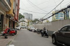 Ngõ 224 trung kính,cầu giấy,60m5 tầngmt5.5m, 15 tỷ,ô tô,vỉa hè,văn phòng.lh0397194848