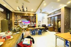 Bán nhà long biên 50m, ô tô vào nhà, kinh doanh. giá 3.65 tỷ