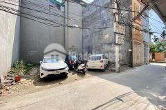 Cần bán gấp nhà phố thạch bàn, lô góc, ô tô đỗ cửa quay đầu.