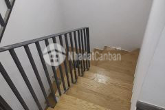 Nhà mới đẹp 3 mặt hẻm diên tich rông rãi 8 phòng đang cho thuê 40 triêutháng.