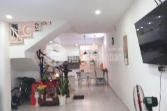 Nhà mặt tiền, 70m2, 3 lầu, phú nhuận, giá 19 tỷ,