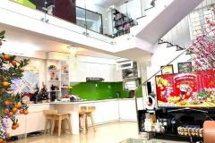 Nhà cầu diễn giá 3.65 tỷ nhà đẹp hiện đại ở luôn miễn pahí thiết kế nội thất.