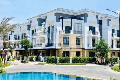 Cân ban biêt thư nghi dương sân gold gia siêu re