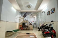 Nhà đẹp 4 tầng, 7 phòng, 60m2, 7 tỷ, kinh doanh chdv, ngay chợ phạm văn bạch.