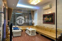 Hơn 4 tỷ liễu giai, ba đình 42m2x5t mt 4m 60m ra phố sổ vuông chính chủ