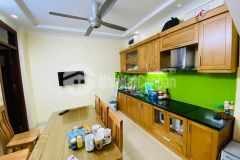 Bán nhà đường láng hai thoáng mới đẹp gần phố ô tô 30m, 40 m x 5 tầng, nhỉnh 4 tỷ.