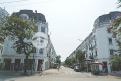 Bán nhà 5t xây thô lacasta văn phú, lô góc, 2 mặt thoáng, 102m2, 18.5 tỷ