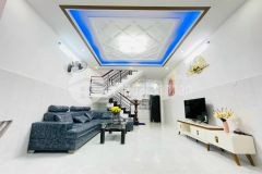 Cần tiền cưới vợ bán nhà 2 tầng cực đẹp 32, q10, 65m2 4.8x13.5m, 8.2 tỷ