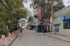 Nhà phân lô, ô tô đỗ cửa, ở ngay phố chùa láng, đống đa, 0911554873.