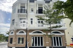 Bán nhà mặt phố đường 12m tại tp.dĩ an giá đẹp chính chủ