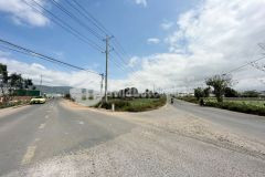 Bán đất 1,29 tỷ ngã 3 nguyễn chí thanh phạm ngọc thạch 5x34m 5x25m tc 72m2 tt thạnh mỹ đơn dương