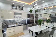 Bán gấp nhà la tinh hoài đức 30m2,5 tầng, mt 6m,1,6 tỷ ô tô đỗ cổng