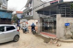 Cần tiền bán gấp mảnh đất 40m2 tại gia lâm oto vào tận nơi 2.8 tỷ.