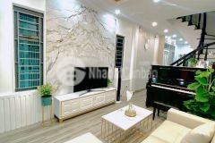 Bán gấp nhà văn phú, 40m2, 4 tầng, mt 3,4m 2,95 tỷ lô góc 3 thoáng.