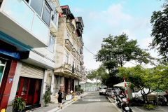 Bán nhà mặt phố vũ miện, 2 mặt thoáng, view hồ, dt 50m2, giá 21 tỷ