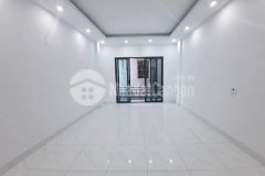 Bán nhà hoàng mai cách ô tô 5m lô góc nhà mới 43.5m 4.2 tỷ