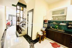 Nhà đẹp long biên 38m,5 tầng.chỉ 3.05 tỷ