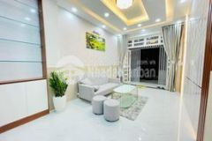 Hem xe hoi tranh go vap nha moi đep đu cong nang 37m2 chi 3.95 ty