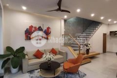 Bán nhà mặt phố quận ba đình đang cho thuê 60trtháng