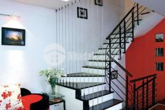 Bán nhà 1 trệt 1 lầu mặt tiền đường ba cu hướng tây bắc.