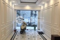 Siêu phẩm phố thạch bàn, long biên, 36m2, 5 tầng, chỉ 3.5 tỷ, ô tô, tặng toàn bộ nội thất