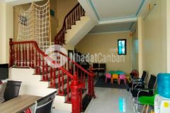 Nhà đẹp ở ngay phân lô ngõ thông ô tô tránh bát khối long biên 96m2 mt9m chỉ 6,6 tỷ.