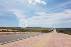 Bán lô đất ngay xã hòa thắng, có đường nhà nước trên sổ, diện tích 18404m2