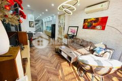 Bán nhà đường nhựa 10m, lề 2m quận 3, dt 56m24x14.1, 6 lầu.