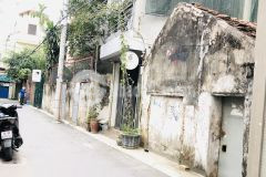 Chỉ 7,5 tỉ, câp 4, ô tô vào nhà, ngõ phố giáp bát 83m2.