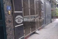 Khủng hoảng ukraine bán nhà linh đàm giảm chào 100 triệu 38 m2, 4 tầng,ngõ nông gần ô tô