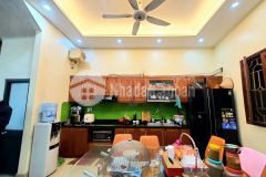 Chính chủ bán nhà mặt phố hoàng ngân 228m, 5 tầng, mặt tiền 9.0m. lh 0986519695