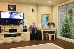 Bán nhà hiếm khu vực ngọc thuỵ long biên 45m2 ngõ ô tô giá chỉ hơn 4 tỷ