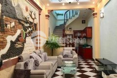 Nha hiêm cmt8 q10 chi 5ty8 co ngay 55m2