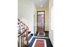 Bán nhà mặt tiền 1 trệt 2 lầu đường 304,hướng tây bắc.