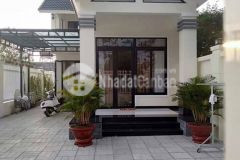 Cho thuê nhà cấp 4 có gác khu đô thị chí linh, hướng đông bắc..