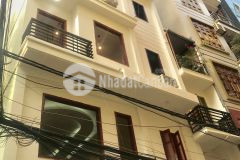 Bán nhà phô thái hà, 70m2 6 tầng, mặt tiền 6.5m, kinh doanh, lô góc, gara ô tô, giá 18 tỷ.