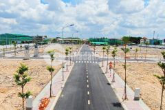 Tài chính 1ty1 sở hữu lô góc đất thổ cư tt tân túc, shr, xdtd