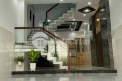 Ngại gì chưa chốt, căn nhà kiểu biệt thự quá đẹp mà chỉ 8 tỷ