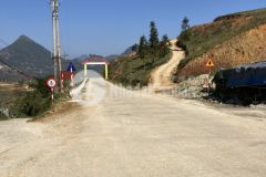 Mảnh đất khoảng 4000 m2, thôn giàng tra, tả phìn, sapa, đón sóng, du lịch nghỉ dưỡng.