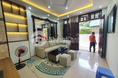 Bán nhà, ngọc thuỵ lb, nhà đẹp long lanh, ô tô đỗ cửa, 40m2, 4 tầng, mt 5m, 3.35 tỷ