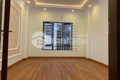 Vỡ nợ bán 2 nhà gấp trung tâm cầu giấy 5 tầng 37m2 mặt tiền siêu đẹp 4.2 tỷ