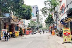 Bán nhà mặt phố,kinh doanh nhộn nhịp ngày đêm