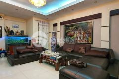 Bán gấp nhà mạc thái tổ dt 40m2x4t, mt3,3m giá 9,3 tỷ.